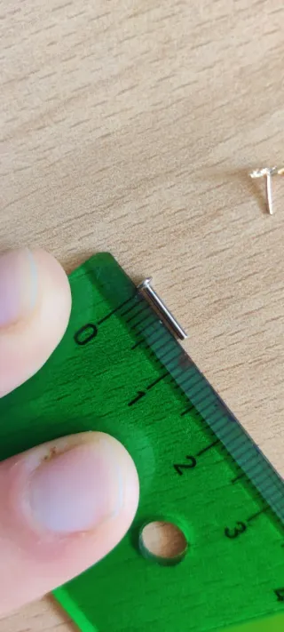 Piercing de oro diseño arco de espinas de Junipurr