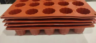 6 Molde Canelé Silicona Marrón 29x17cm