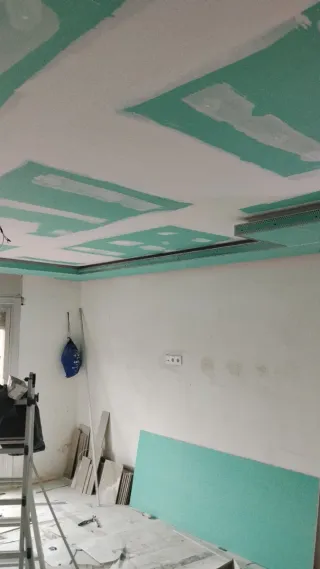 Yesero y pladurista profesional en Barcelona