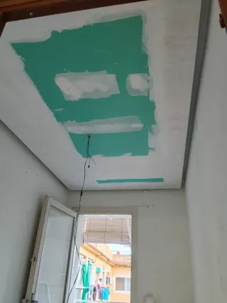 Yesero y pladurista profesional en Barcelona