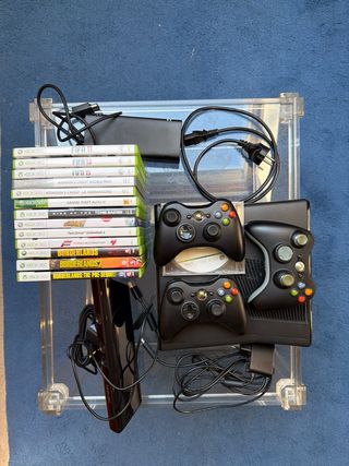Lote Xbox 360 + Kinect + 3 mandos + 14 juegos