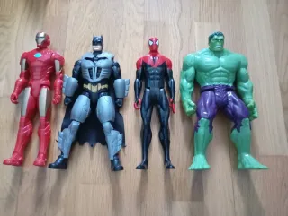 Lote Figuras Superhéroes (30cm de alto) DC/Marvel
