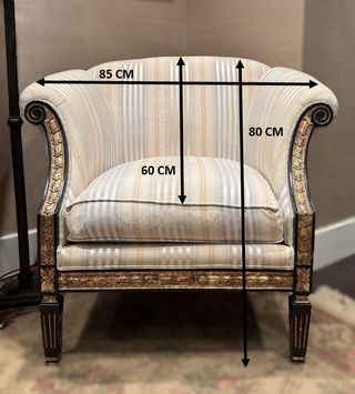 2 ButacaS de salón elegantes con detalles dorados