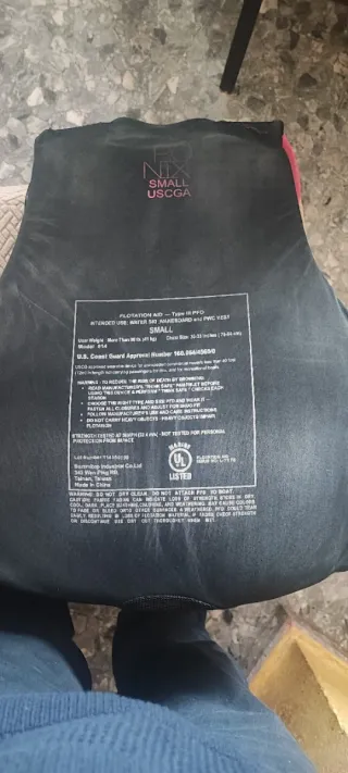 Chaleco salvavidas moto acuática