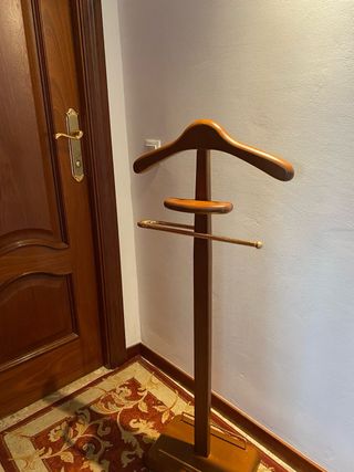 Galán de noche madera y metal