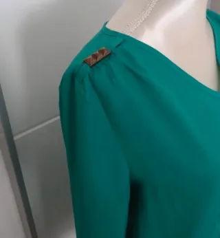 Blusa verde manga larga