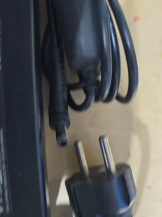 Caricabatterie Toshiba 18V 6.32A