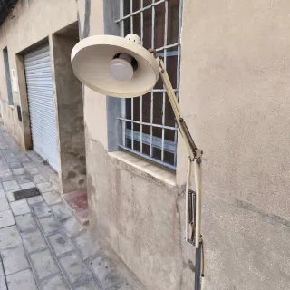 LAMPARA DE PIE MEDICA VINTAGE INDUSTRIAL - MEDICO