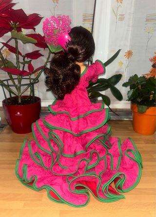 Muñeca Nancy flamenca vestido rosa