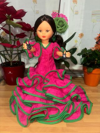 Muñeca Nancy flamenca vestido rosa