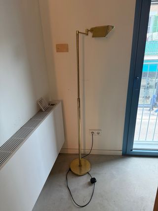 Lámpara de pie metal dorado vintage