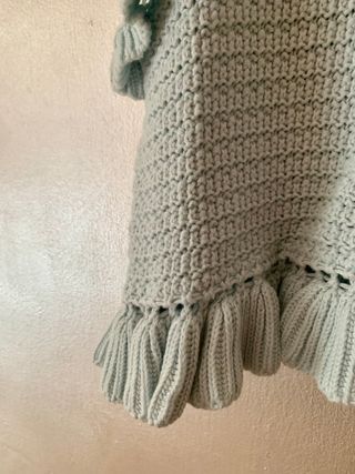 Top de punto con volantes ZARA