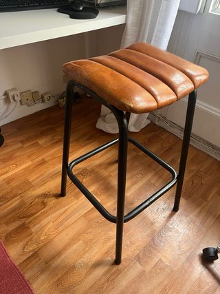 Taburete alto cuero y metal