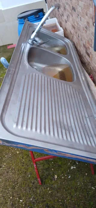 Lavatrice in acciaio inossidabile a 2 vasche con rubinetto