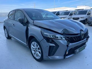 Renault Clio 1.5 DCi 100 cv. -Accidentado- 12.500€