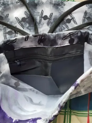 Mochila tipo saco con diseño de Star Wars. Ideal p