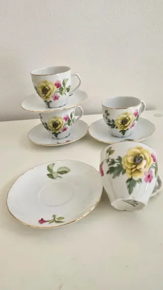 Juego de café porcelana flores amarillas