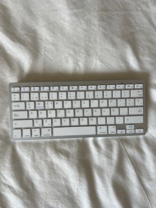 Teclado Inalámbrico OMOTON Pilas Plata/Blanco