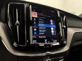Volvo XC60 2018 R DESIGN AWD 2.0 D4 190CV AT8 E6DT
