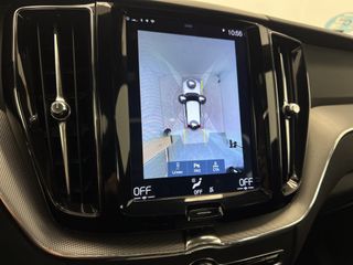 Volvo XC60 2018 R DESIGN AWD 2.0 D4 190CV AT8 E6DT