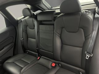 Volvo XC60 2018 R DESIGN AWD 2.0 D4 190CV AT8 E6DT