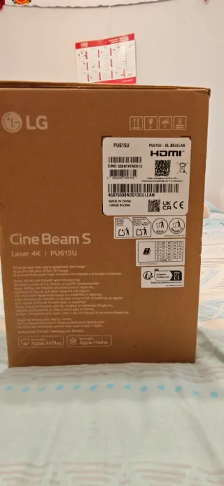 Proyector LG LASER PU615U 4K UHD Plateado