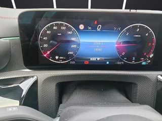 Mercedes-Benz Clase CLA 2025