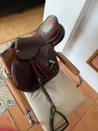 Silla CWD 2Gs SE25 17.5" Full Buffalo