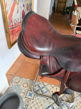 Silla CWD 2Gs SE25 17.5" Full Buffalo