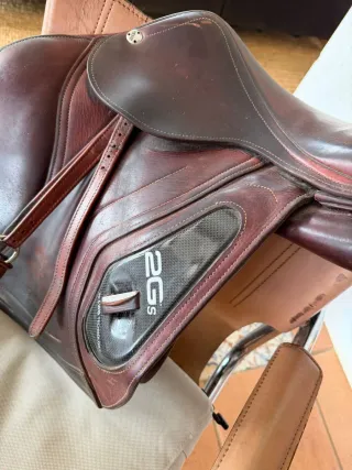 Silla CWD 2Gs SE25 17.5" Full Buffalo