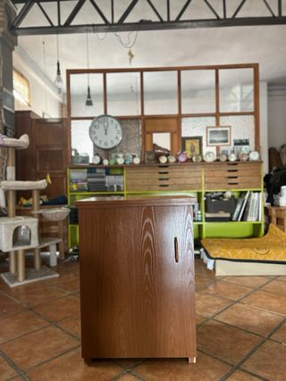 Máquina de coser Singer con mueble