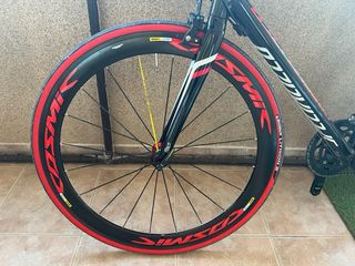 Bicicleta carretera Specialized + ruedas perfil