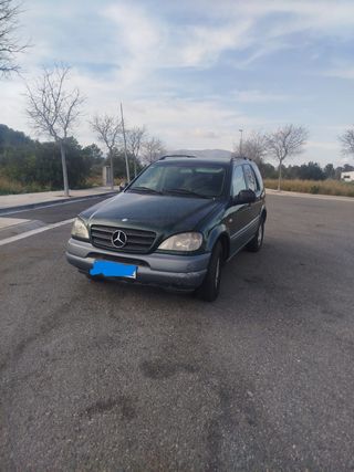 Mercedes-Benz Clase M 2005