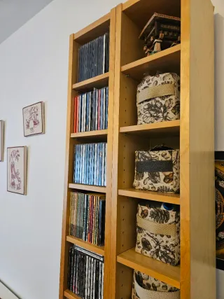 Estantería vertical IKEA ideal espacios reducidos