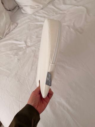 Cuña antirreflujo para bebé