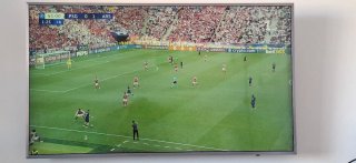 Samsung 49" UHD HDR MU6445 + barra de sonido