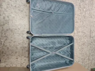 Maleta rosa con 4 ruedas giratorias 360°