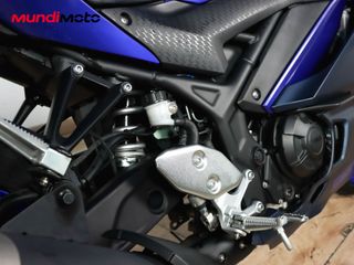 YAMAHA R3