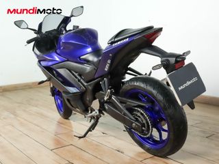 YAMAHA R3