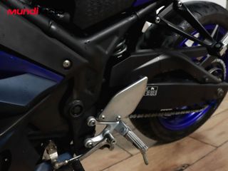 YAMAHA R3