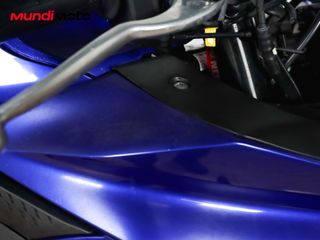 YAMAHA R3
