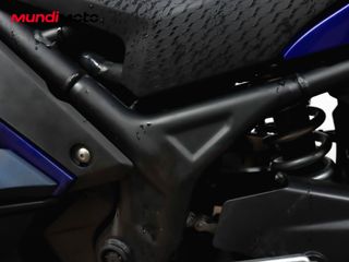 YAMAHA R3