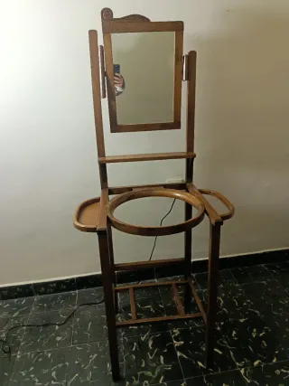 Mueble tocador antiguo de madera