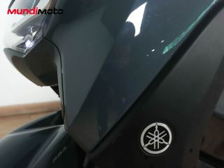 YAMAHA NMAX