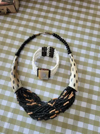 Lote Collar y Pulsera