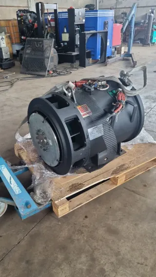 Julio Técnico en mantenimiento de generadores