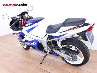SUZUKI GSX-R 600 2002