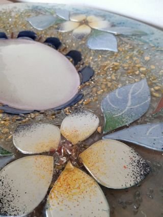 Piatto centrotavola in vetro decorato