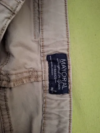 Pantalón Mayoral 3 años beige