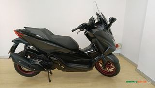 Honda Forza 125 Negra